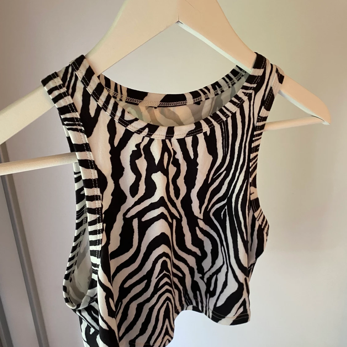 Zebra mönstrad topp