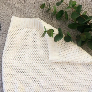 Virkad kjol - Egenvirkad kjol i samma mönster som tidigare kjol på min plick, men denna gång i vitt!💕 