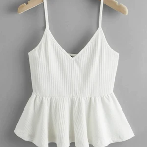 Top - Vit top, 50kr + frakt ❤️