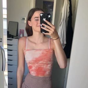 Linne - Linne från gina. Tror inte att modellen finns kvar. Har endast använt typ 3 ggr. Men inga tecken på användning. Frakt tillkommer på 16kr