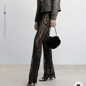 Söker! Camille x mango - Säker dessa byxor från Camille x mango kollektionen! 