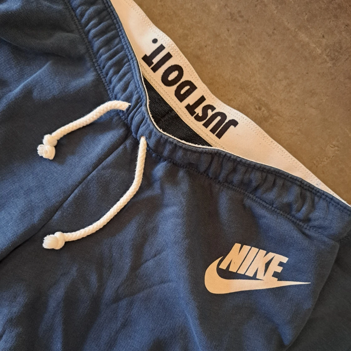 💰 Nike sweatpants 💰