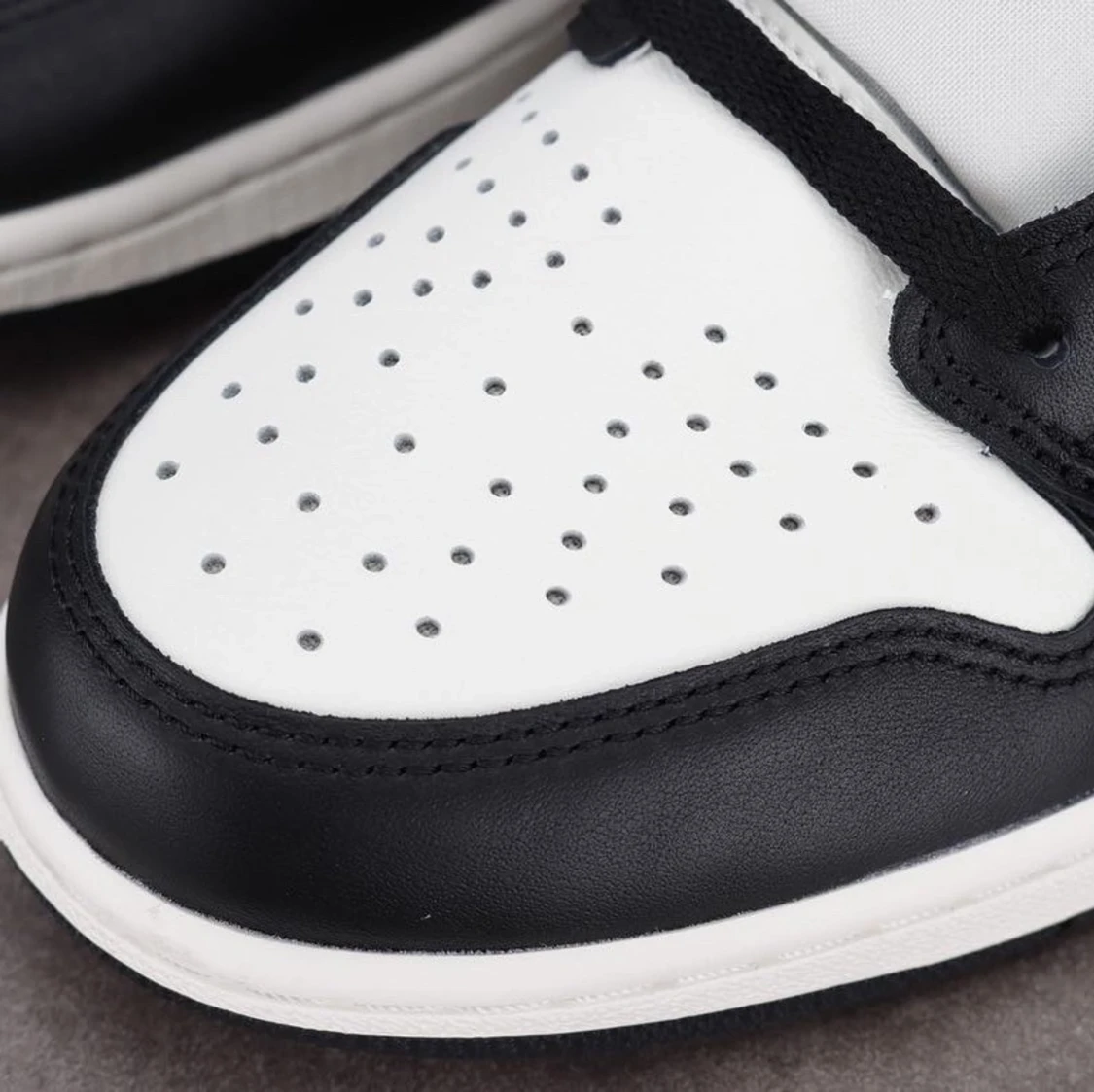 AIR JORDAN 1 MOCHA - 91