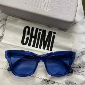 Chimi eyewear glasögon. 005 acai nypris 1200kr. Ge förslag på pris. Nyskick knappt använda