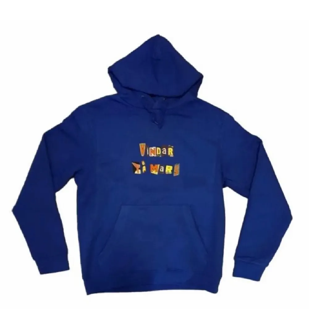 Söker en hov1 hoodie! Helst en av dessa🥰💗 Strl ca S-L. Hoodies.