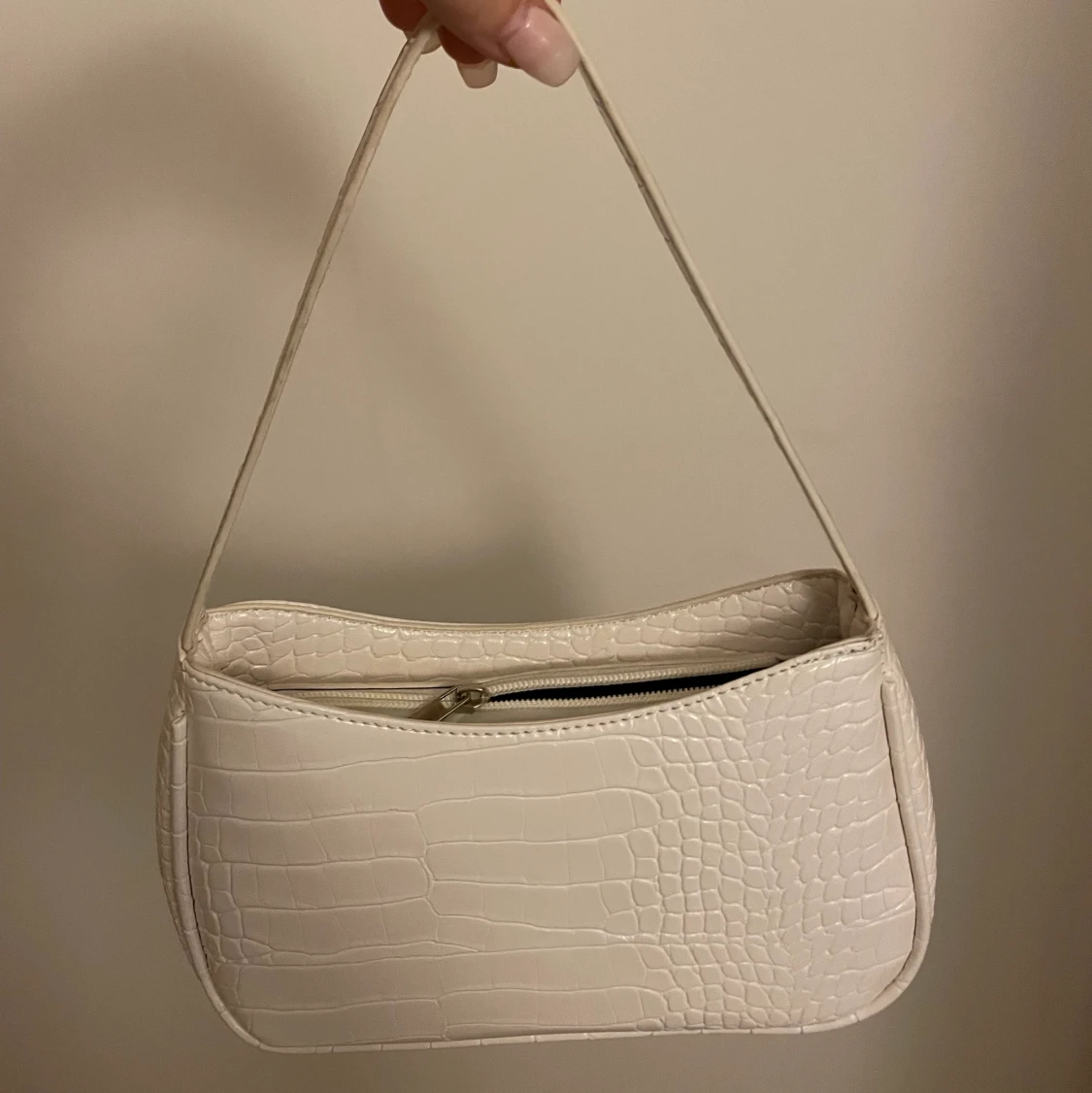 Vit axelväska - 91