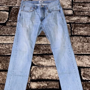 90s jeans - 90s lookalike herr jeans från 157 lager.