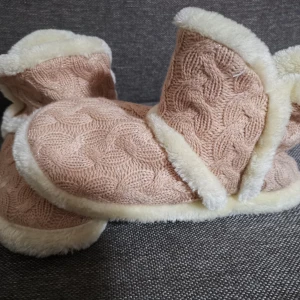 Dam tofflor 7 - Jättefin, ny utan prislappen 