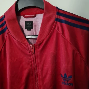 Adidas tröja - Adidas tröja i xl