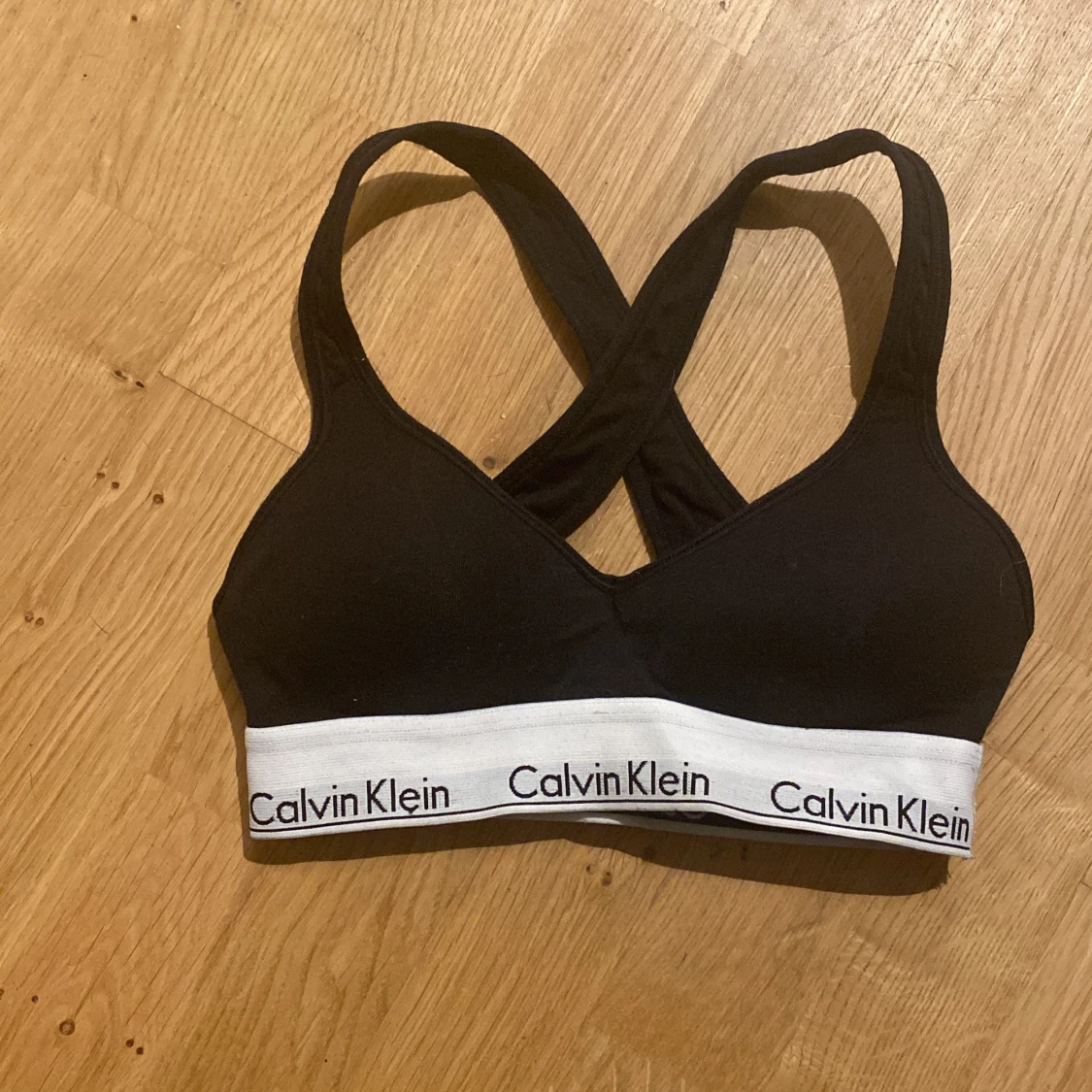 Svart Calvin Klein topp