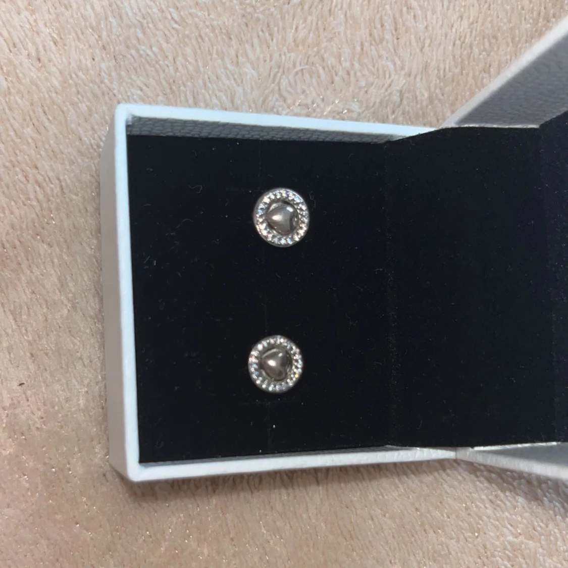 Pandora halo heart örhänge - 91