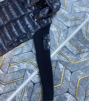 moncler cardigan - samma som mitt andra inlägg bara lite andra bilder💸💸