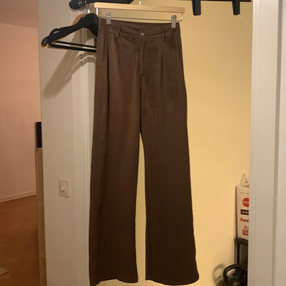 Bruna vida byxor - 90