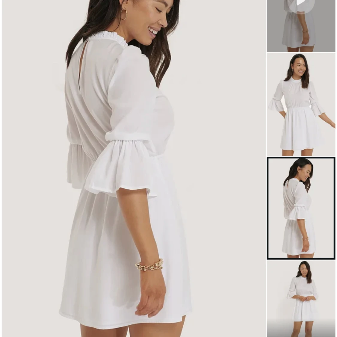 Fin vit klänning med flare ärm - 90