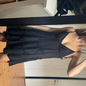 Klänning - Intressekoll på denna så söta strand klänning! Pris kan diskuteras, köpare står för frakt!