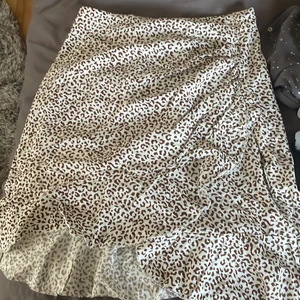 En kjol från Shein jätte fin - Jätte fin kjol från SHEIN 