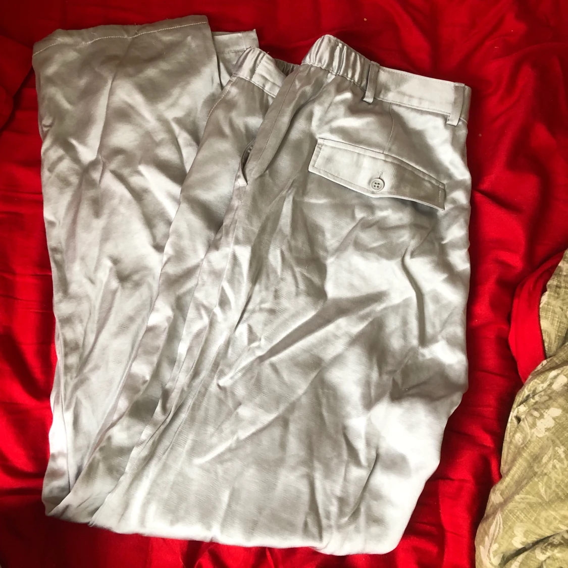 Silvriga kostym byxor  - 90