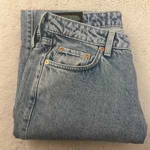 Arrow weekday stlk 27/30 - Passar jätte fint och helt oanvända. 