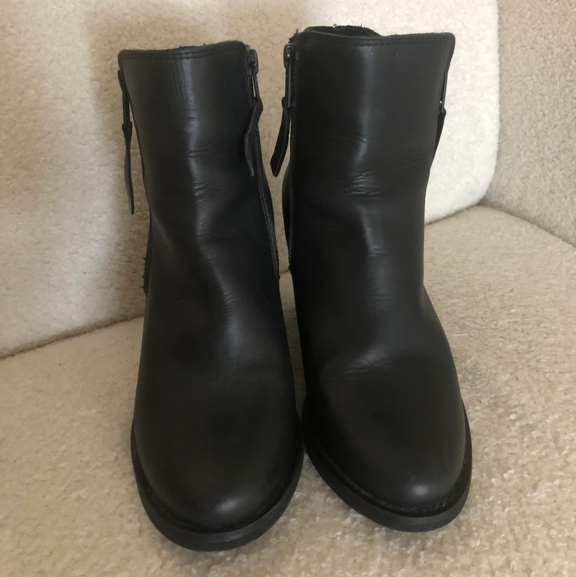 Boots - 90