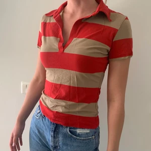 T-shirt - Fint sittand randig t-shirt 