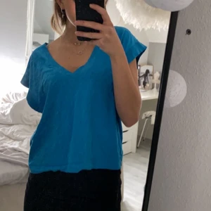 Zara tröja - Fin tröja från zara köpt för runt ett år sedan, inte kommit till användning, passar till allt!❤️❤️ 