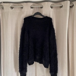 Stickad tröja - Kramgo tröja som är perfekt till hösten