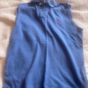 Ralph Lauren shirt  - Kontakta vid köp och för bättre bilder