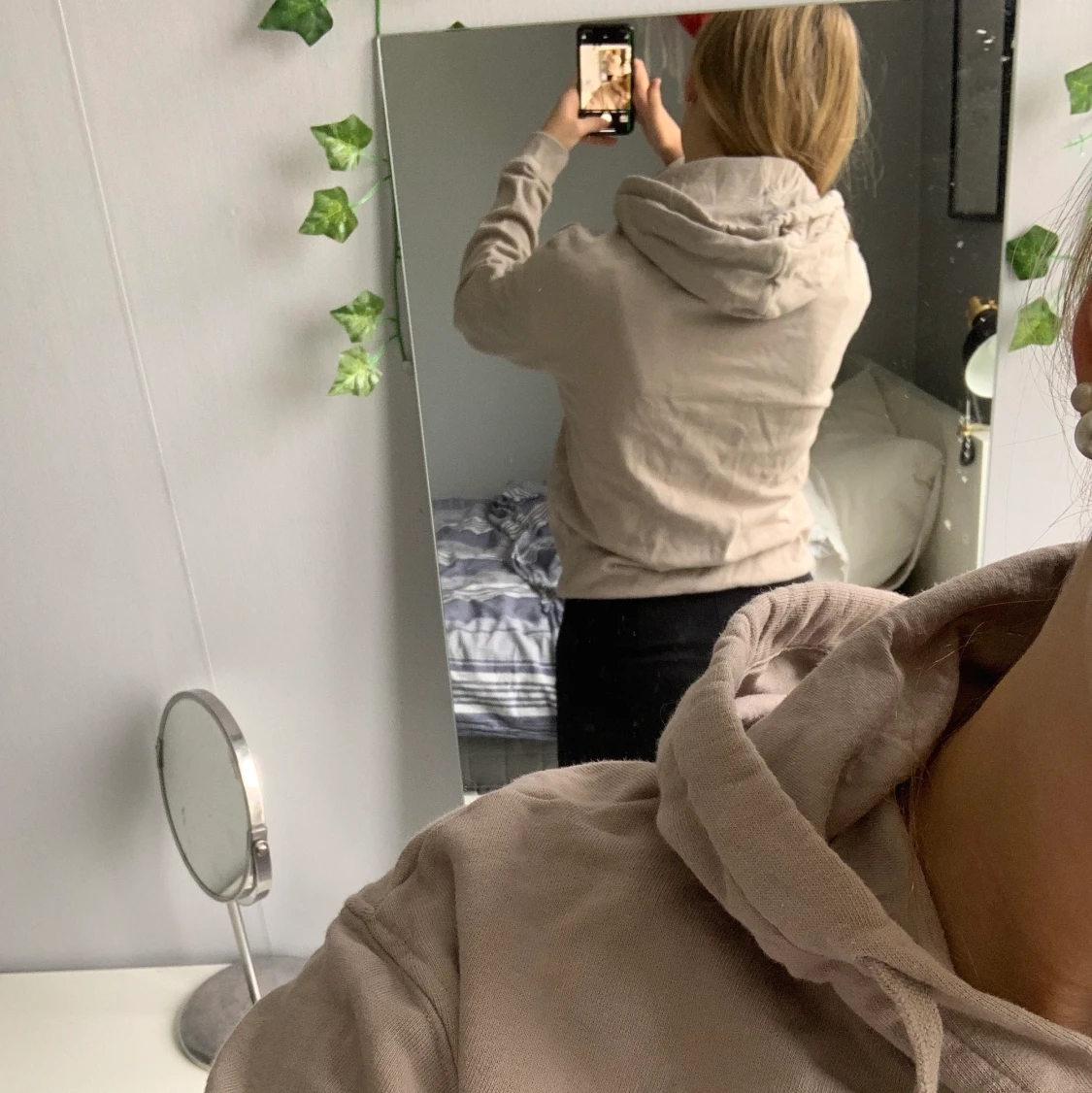 Hoodie från Cubus i storlek xs  - 90