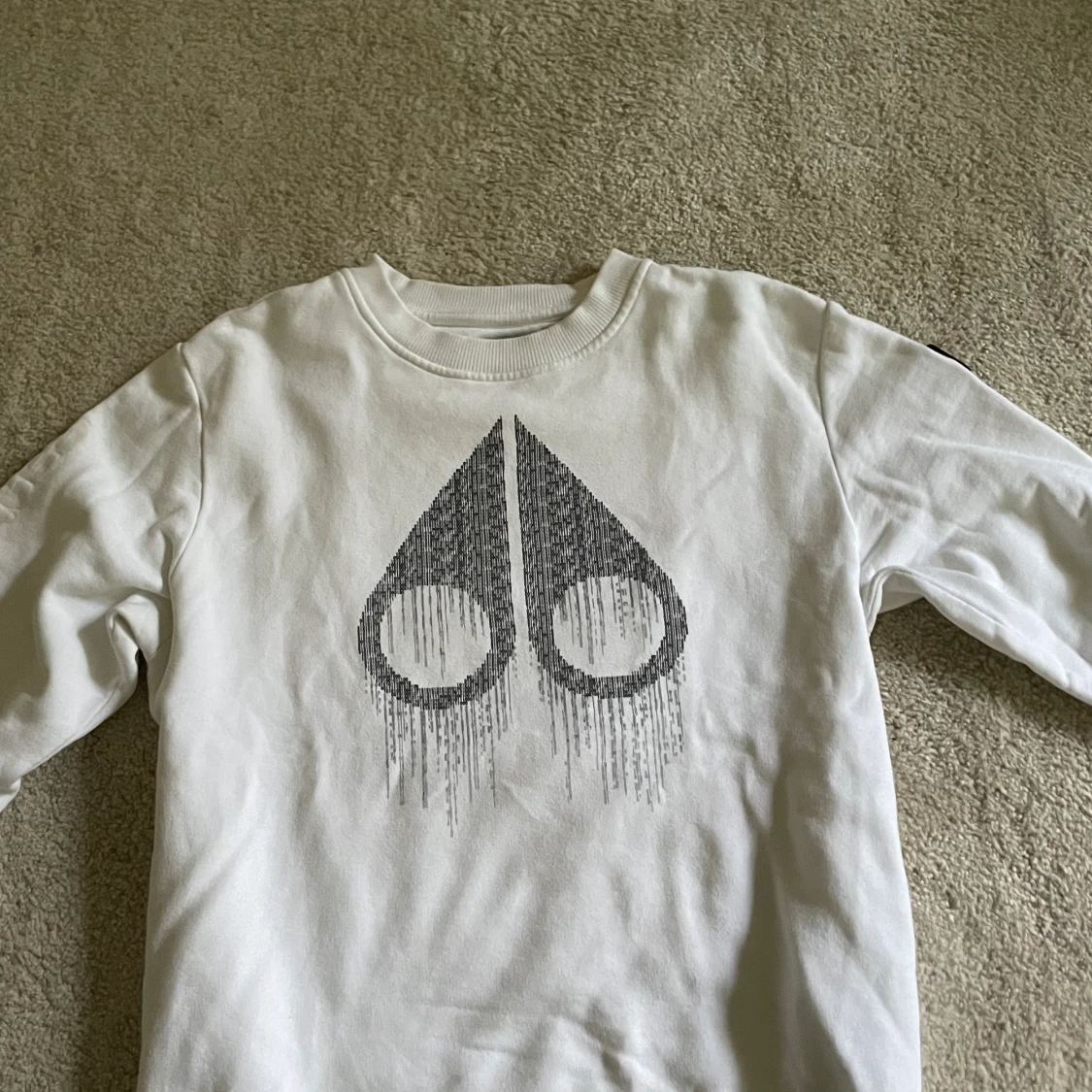 Moose knuckles sweatshirt