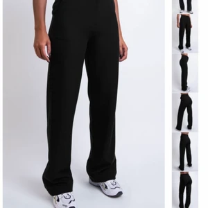 Kostymbyxor  - Super fina V2 Perfect Basic Suit Pants - Nova från Madlady. Helt nya, har prislappen kvar.  Storlek EU36-L28 Passar dem som är 160cm. Priset kan diskuteras 
