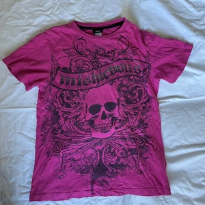 Döskalle t-shirt - Döskalle rosa t-shirt. Passar xs-s