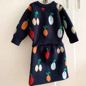 Frutti prints Matching Sweater & Skirt  - Size: 18-24 months  Material: Mixed wool, elastic waist on skirt  Condition: 90% looking new 