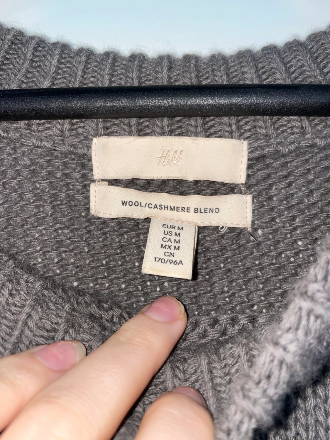 H&M Cashmere Blend Knit Sweater - 91
