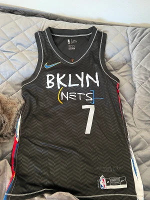 Nike Brooklyn Nets City Edition Basketball Sports Jersey - Äkta, aldrig använd.  Storlek S. Player version 