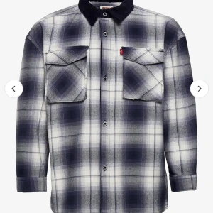 Levi’s over shirt  - Schysst over shirt från Levi’s, helt oanvänd, prislappen sitter kvar 👍🏼