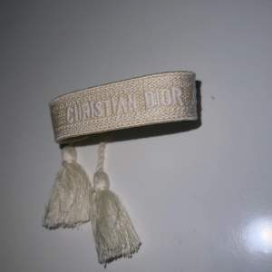 Fint armband ”Christian Dior” 