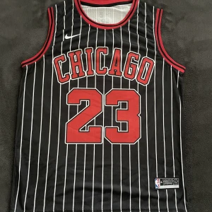 Michael Jordan tröja - Aldrig använd Passar storlek L Pris kan diskutera i dm