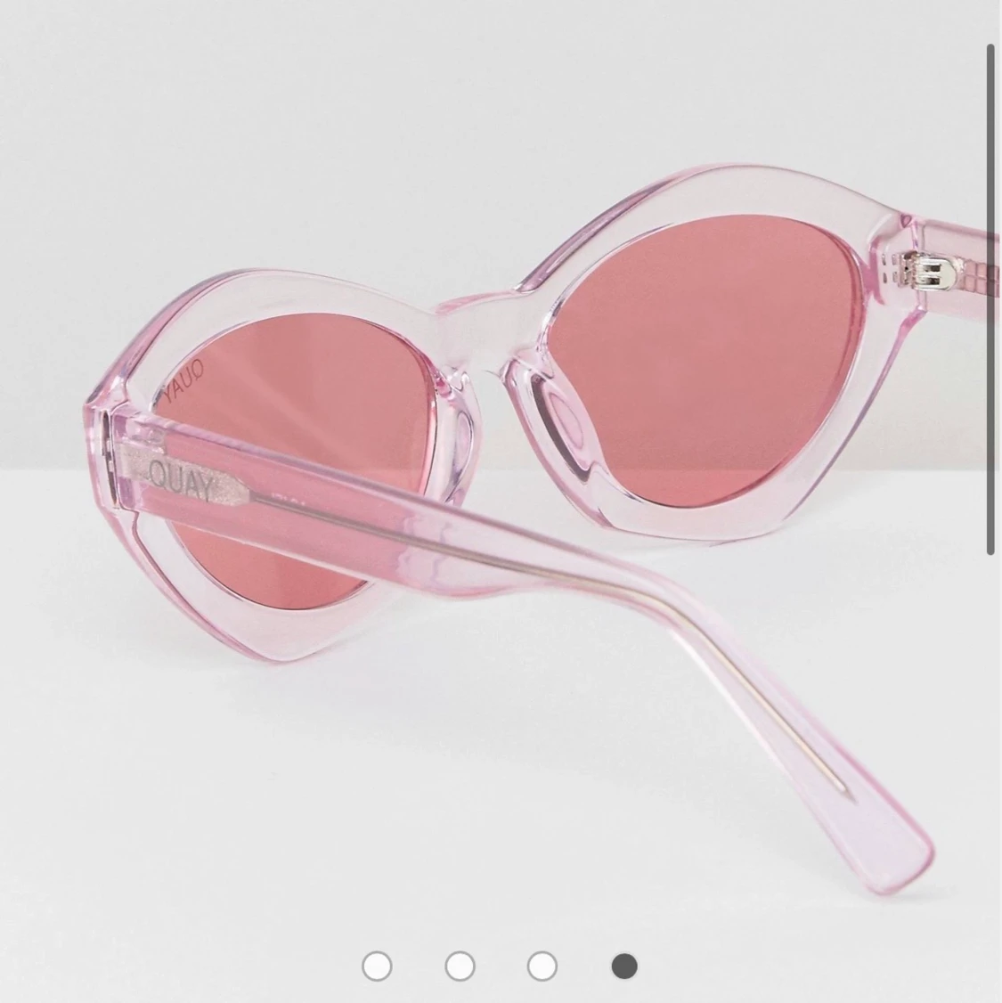 Rosa Quay Australia solglasögon  - 90