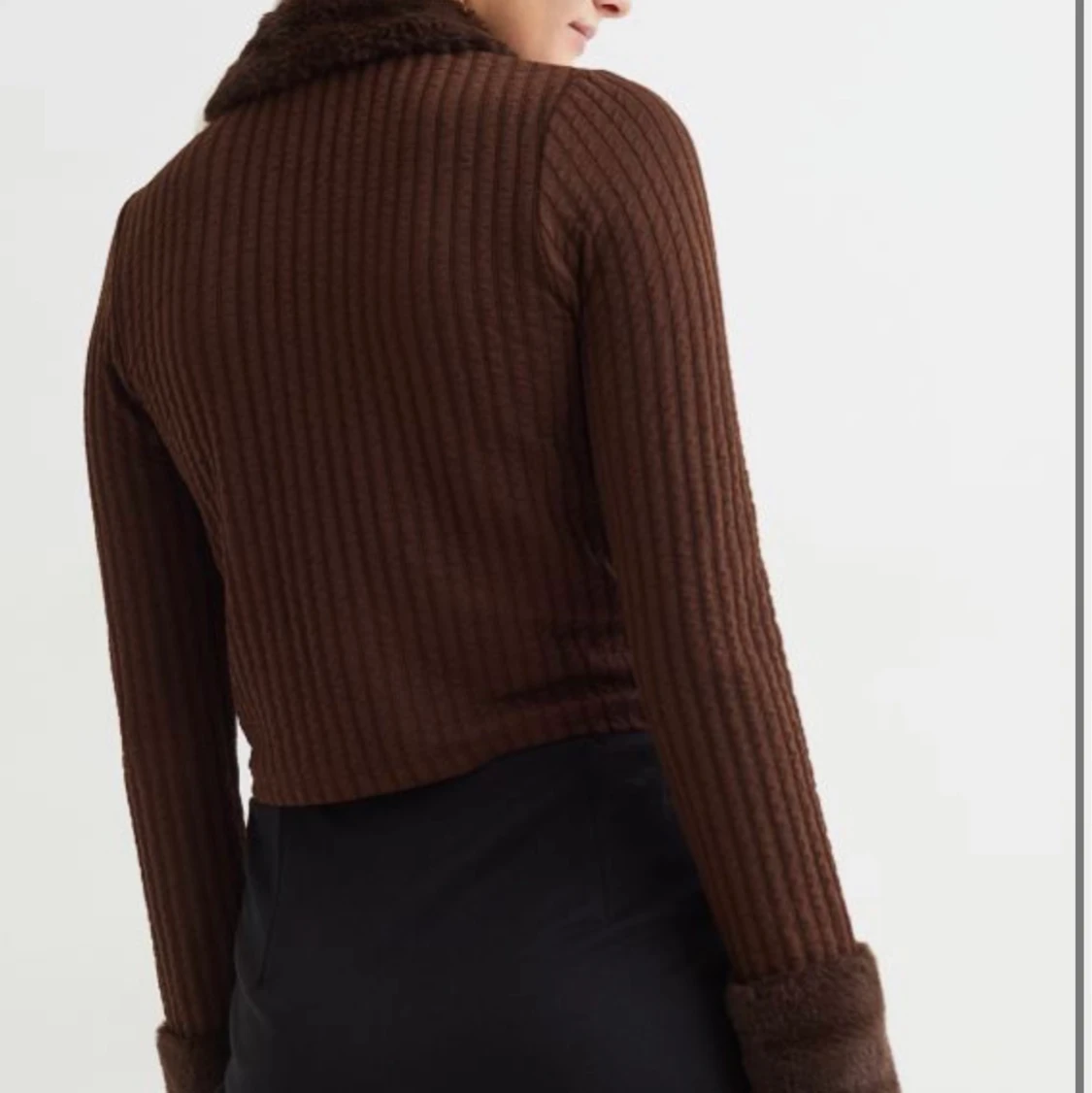 H&M Faux fur collar cardigan - 90