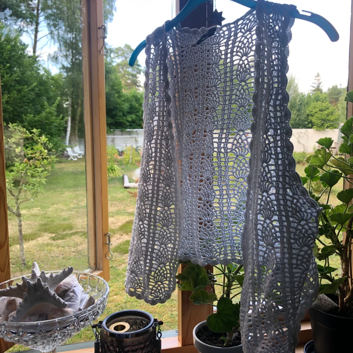 Virkad vit väst HM Divided storlek 40