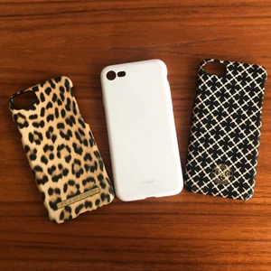 Skal för iPhone - Säljer dessa fina skal för iPhone 6/7/8/SE. Allihop i bra skick! De till höger och vänster är köpta secondhand men det i mitten är helt nytt. Skickas på post eller möts upp! 🤝