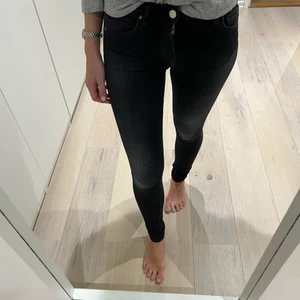 IRO jeans - Snygga jeans från IRO i storlek 25🖤 Nypris runt 2300 kr! Aldrig använda 