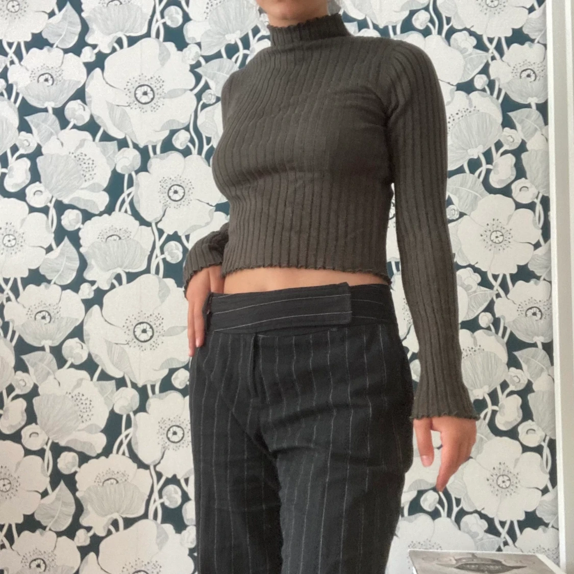 Mörkgrön långärmad tröja - 90