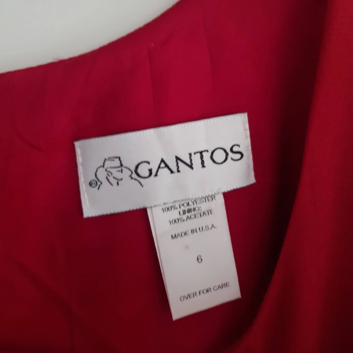 Figurnära vintage klänning - 91