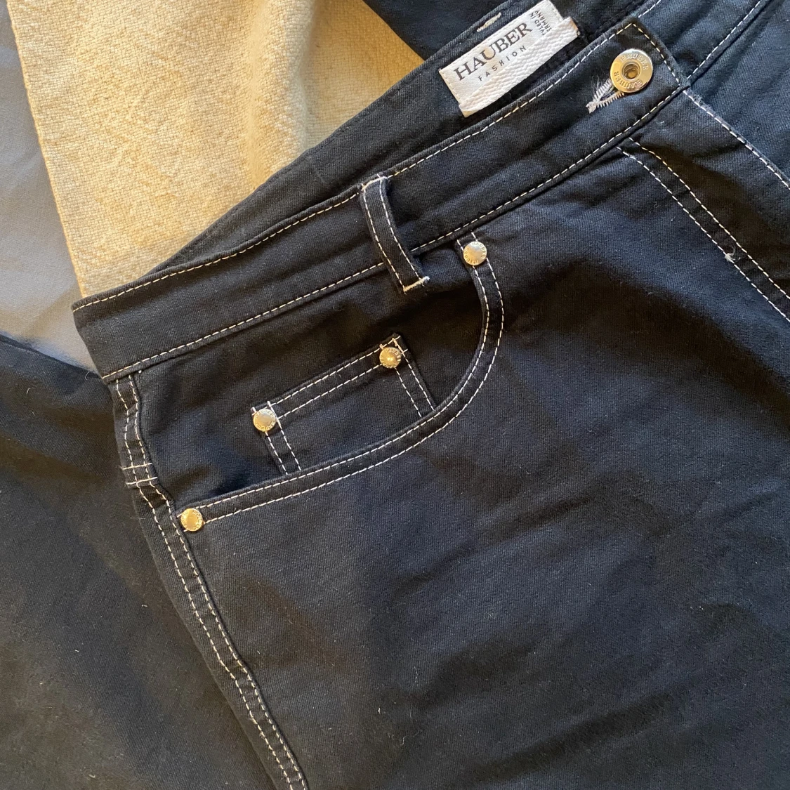 Jeans med rinestones  - 91