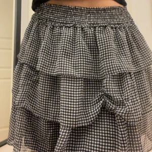 Mönstrad kjol - Smidig kjol med resår i midjan, superskönt och härlig