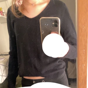Långärmad tröja - Super fin lång ärmad tröja från primark som aldrig är använd! Frakt tillkommer❤️