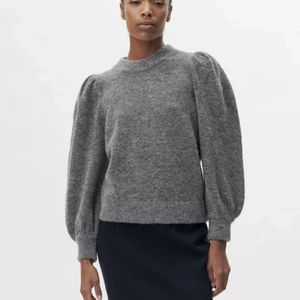 Stickad tröja  - Grå stickad tröja superfin till hösten🍁💕💕