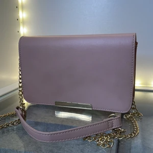 Väska  - Söt liten rosa väska 130kr med frakten 