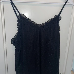 Svart linne - Fint svart linne med glitter, storlek M, 50kr